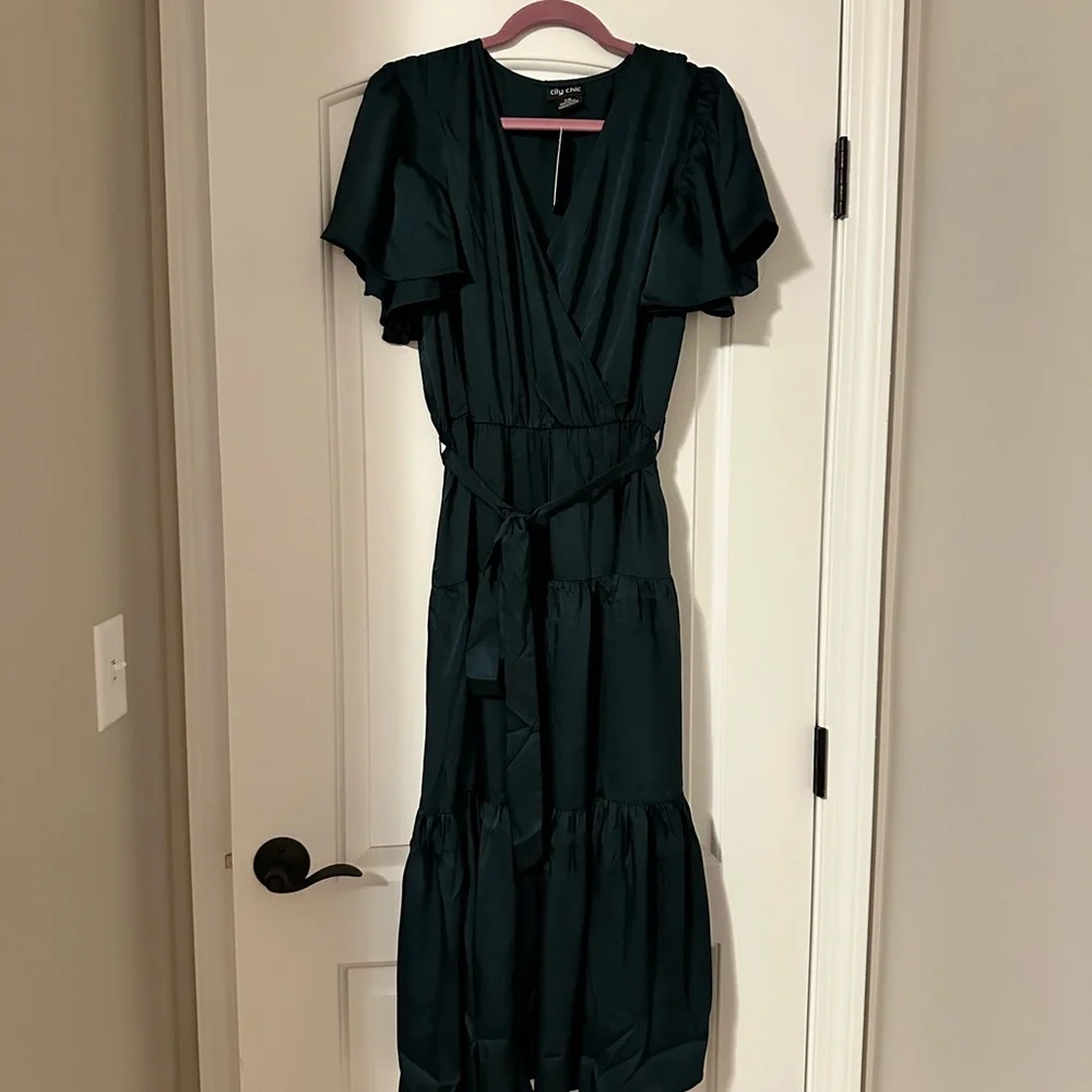 NWT City Chic Tiered Maxi Sweetness Dress 🔥 - Picture 4 of 6